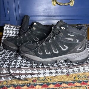 Propet Ridge Walker Waterproof Hiking Boots for men